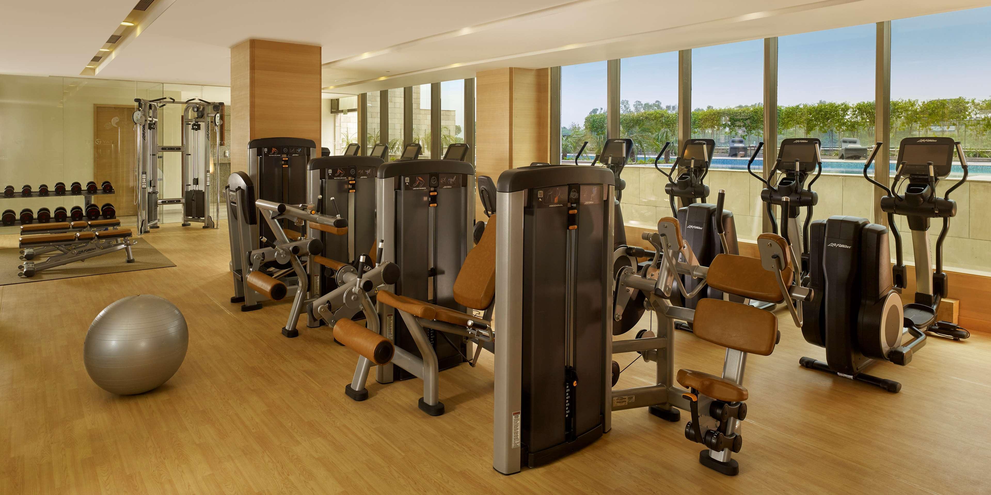 Hyatt Regency Chandīgarh Екстериор снимка The gym at the Westin