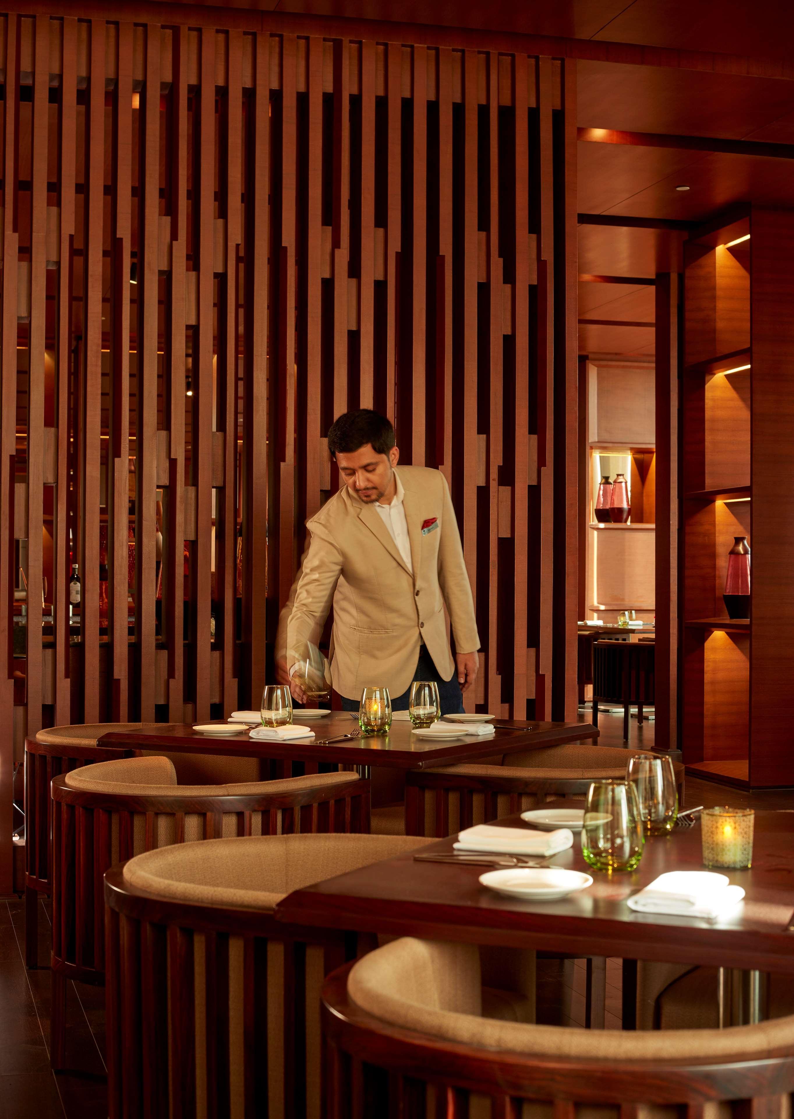 Hyatt Regency Chandīgarh Екстериор снимка A restaurant in India