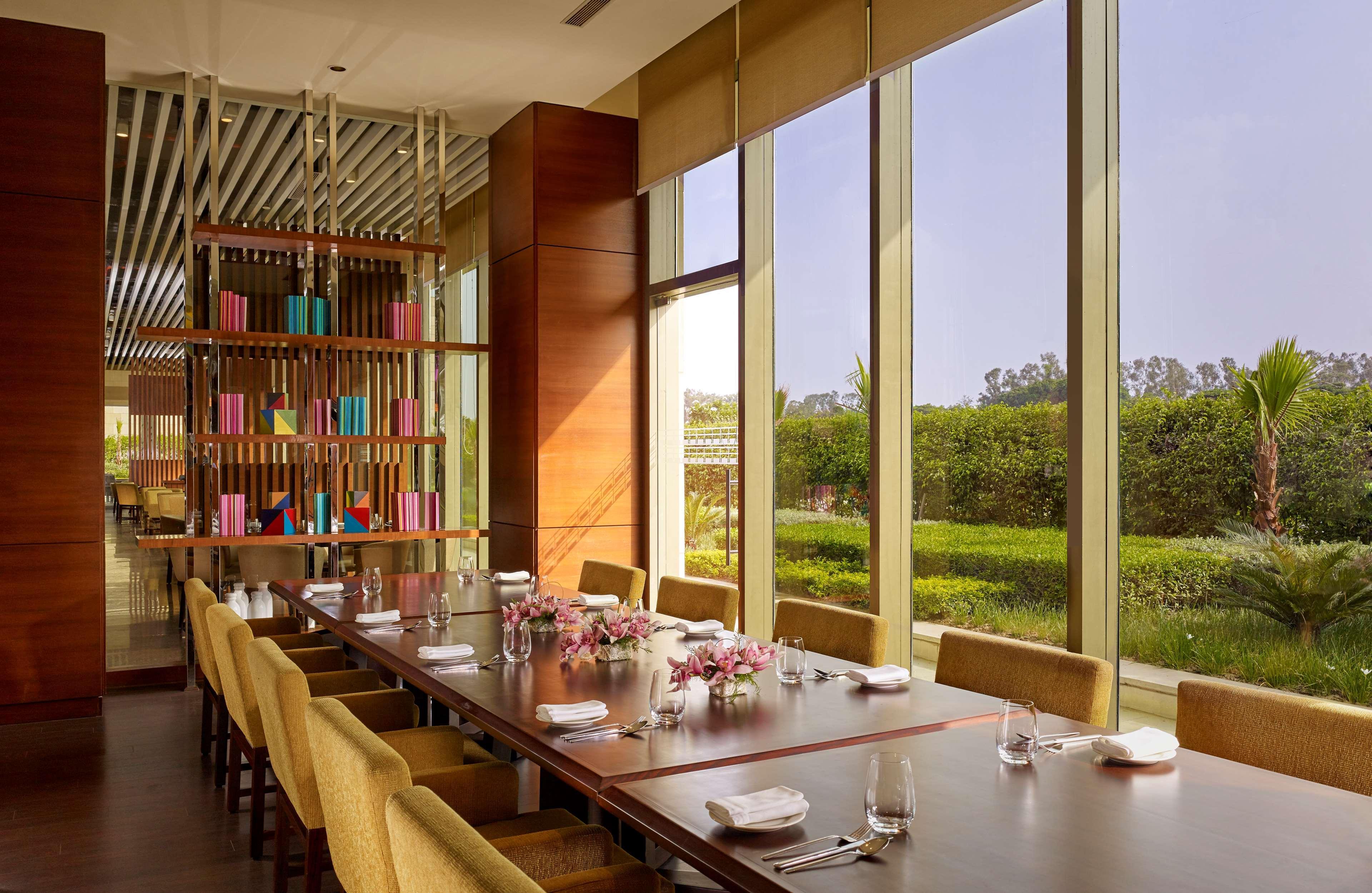 Hyatt Regency Chandīgarh Екстериор снимка The Park, New Delhi